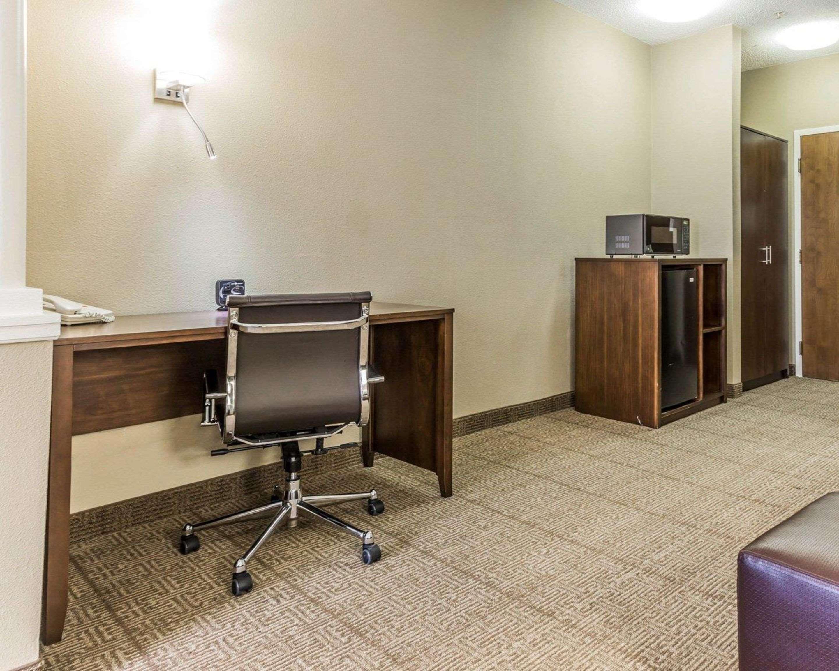 Comfort Suites At Isle Of Palms Connector Mount Pleasant Kültér fotó