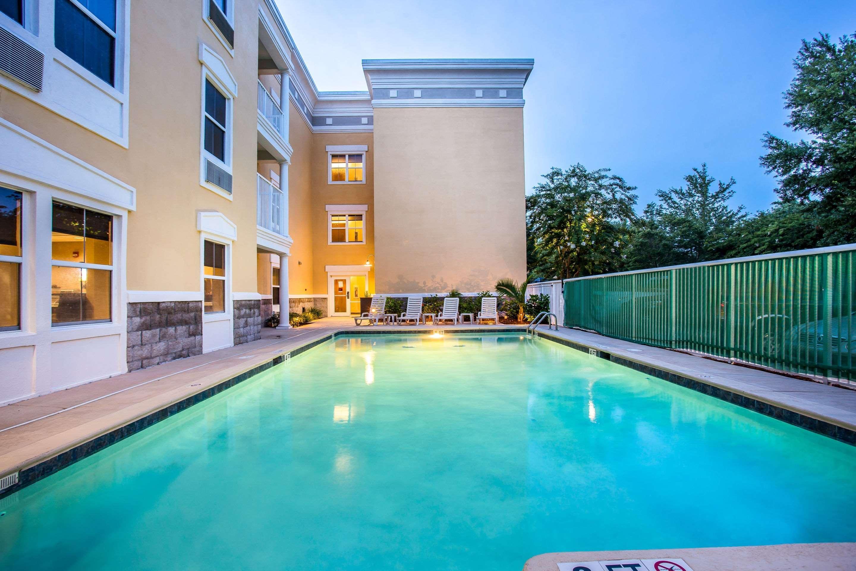 Comfort Suites At Isle Of Palms Connector Mount Pleasant Kültér fotó