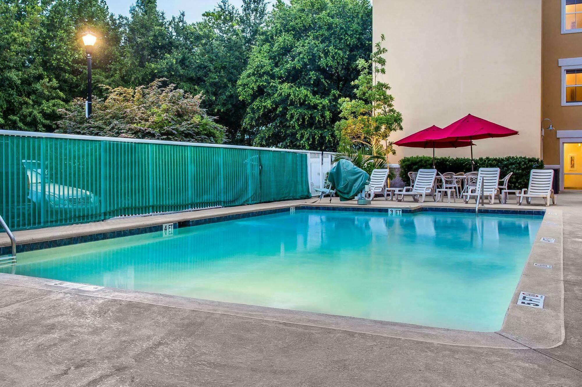 Comfort Suites At Isle Of Palms Connector Mount Pleasant Kültér fotó